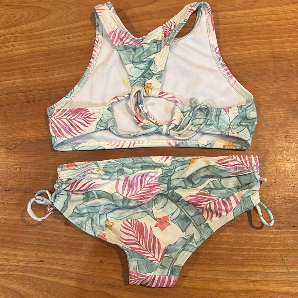 🆕 Bathing Suit Bundle - Picture 6 of 8